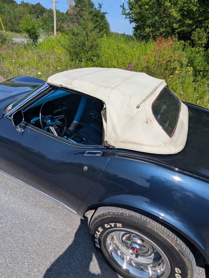 Chevrolet-corvette-convertible-1972-blue-38