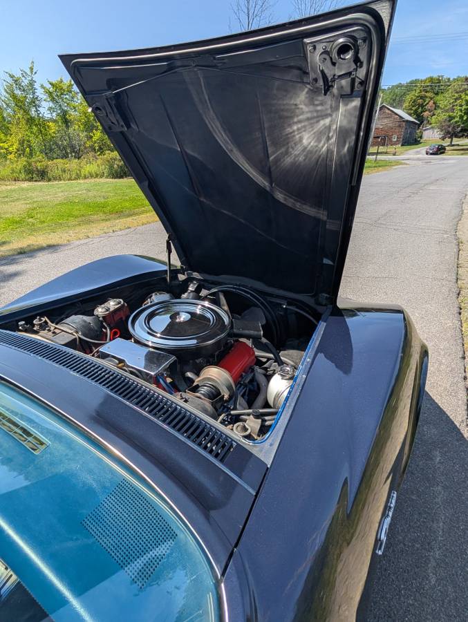Chevrolet-corvette-convertible-1972-blue-8