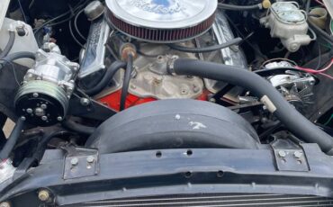 Chevrolet-corvette-convertible-1974-grey-4