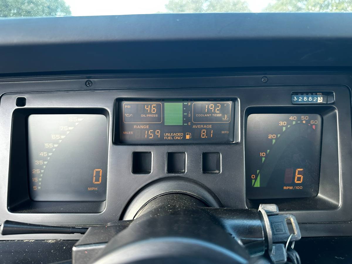 Chevrolet-corvette-convertible-1987-10