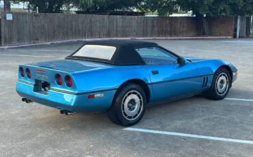 Chevrolet-corvette-convertible-1987-4