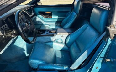 Chevrolet-corvette-convertible-1987-8