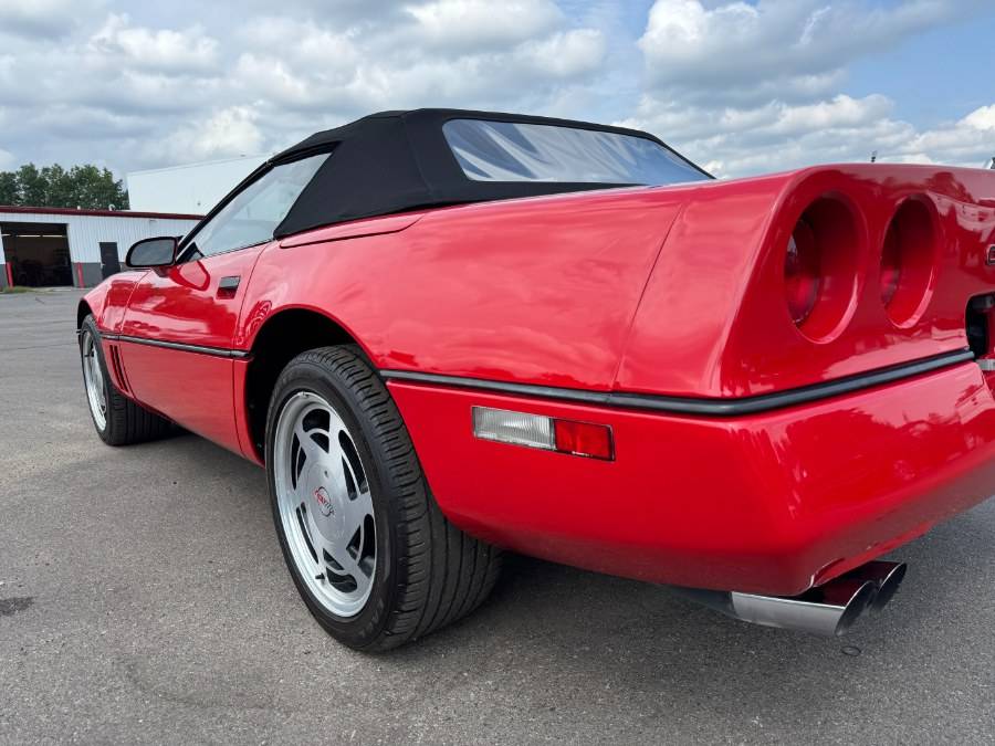 Chevrolet-corvette-convertible-1989-red-110