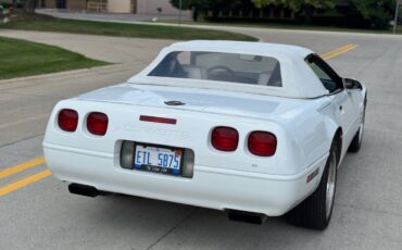 Chevrolet-corvette-convertible-1993-white-3