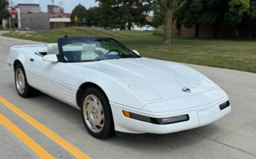 Chevrolet-corvette-convertible-1993-white