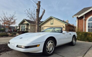 Chevrolet-corvette-convertible-1995-white-4