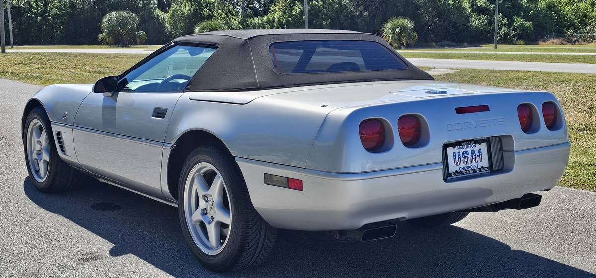 Chevrolet-corvette-convertible-1996-silver-19