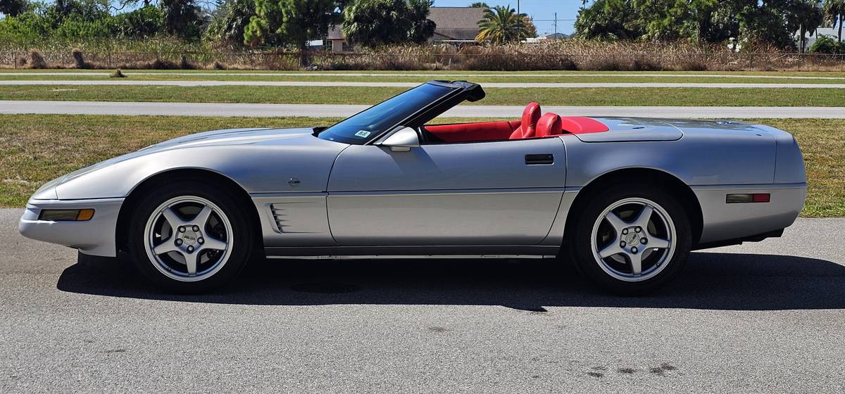 Chevrolet-corvette-convertible-1996-silver-6
