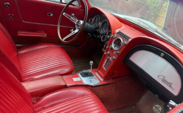Chevrolet-corvette-coupe-1964-white-5