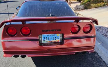 Chevrolet-corvette-coupe-1988-red-2