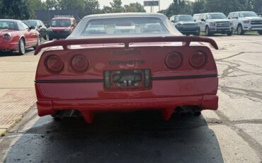 Chevrolet-corvette-greenwood-convertible-1987-27