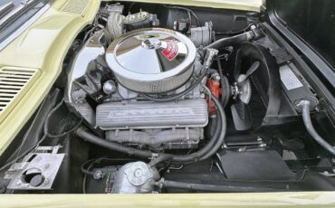 Chevrolet-corvette-l79-convertible-1967-yellow-16