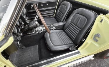 Chevrolet-corvette-l79-convertible-1967-yellow-17