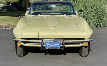 Chevrolet-corvette-l79-convertible-1967-yellow-3