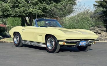 Chevrolet-corvette-l79-convertible-1967-yellow-4