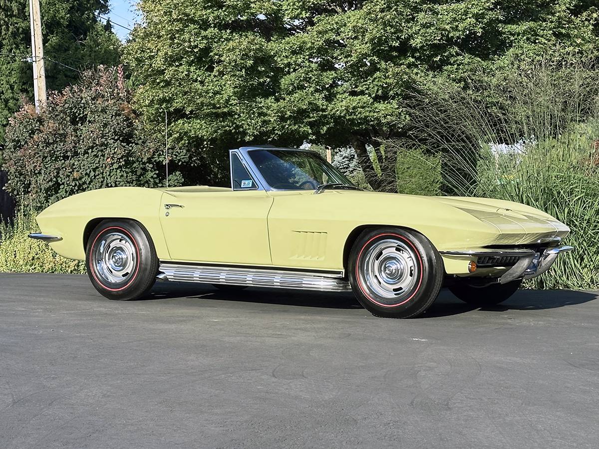 Chevrolet-corvette-l79-convertible-1967-yellow-5