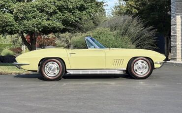 Chevrolet-corvette-l79-convertible-1967-yellow-7