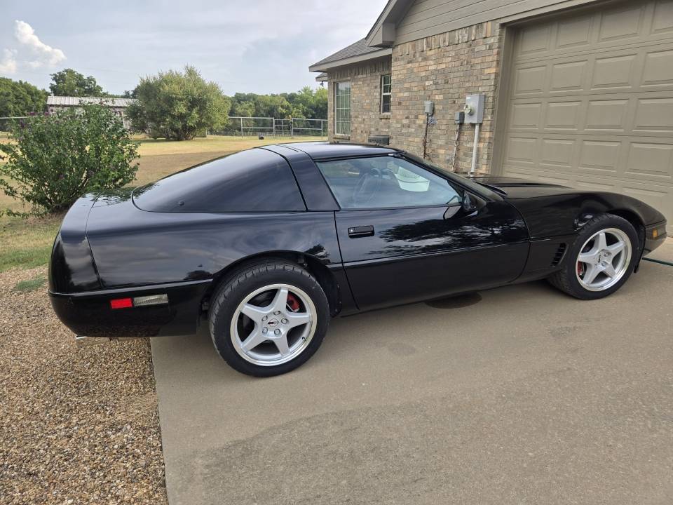 Chevrolet-corvette-lt4-1996-black-11