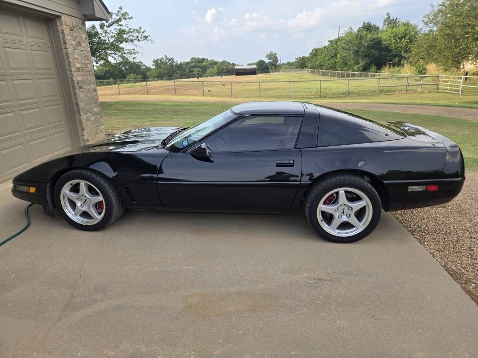 Chevrolet-corvette-lt4-1996-black