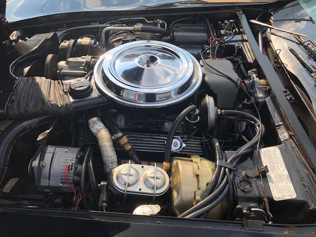 Chevrolet-corvette-pace-car-1978-black-13