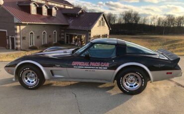 Chevrolet-corvette-pace-car-1978-black-5
