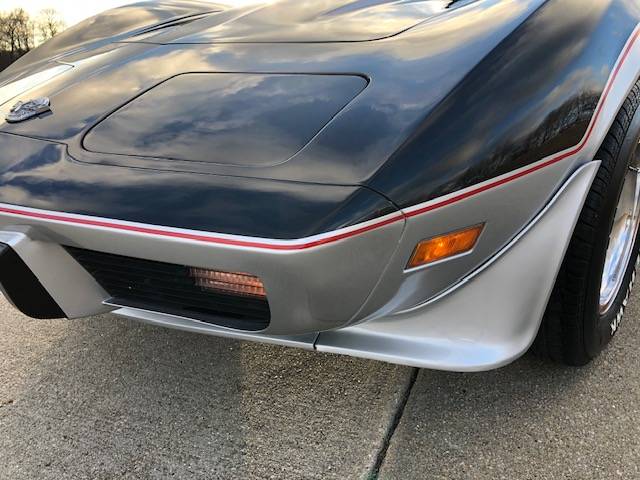 Chevrolet-corvette-pace-car-1978-black-7