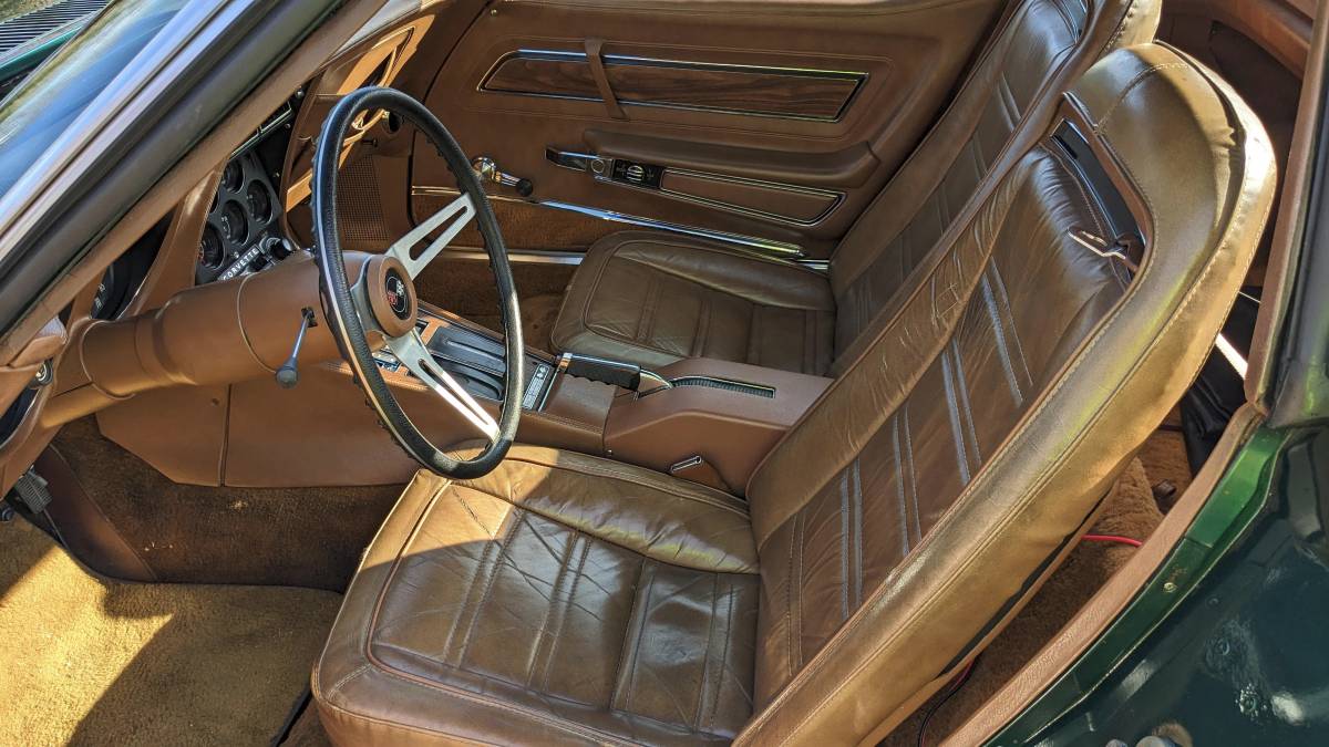 Chevrolet-corvette-stingray-1973-11