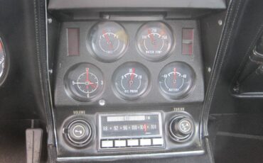 Chevrolet-corvette-stingray-1973-11