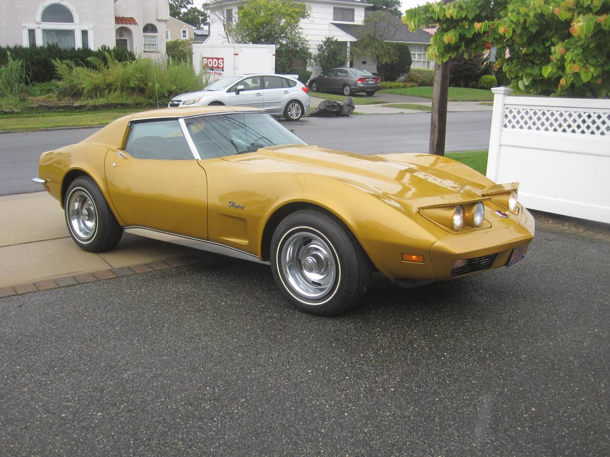 Chevrolet-corvette-stingray-1973-16