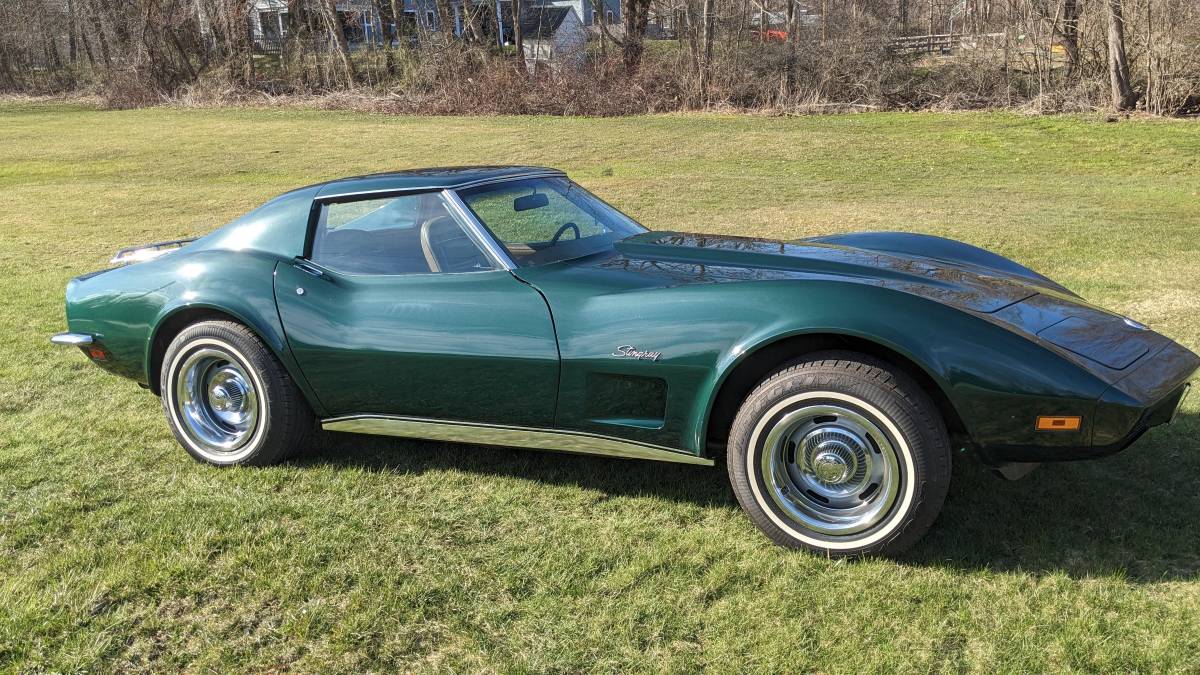 Chevrolet-corvette-stingray-1973-2