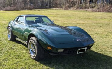 Chevrolet-corvette-stingray-1973