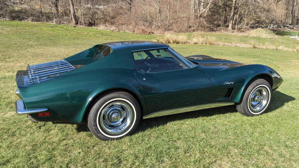 Chevrolet-corvette-stingray-1973-5