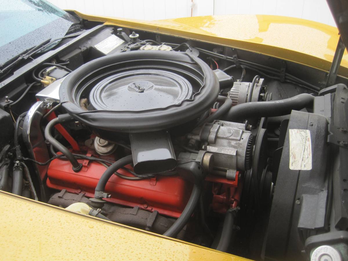 Chevrolet-corvette-stingray-1973-6