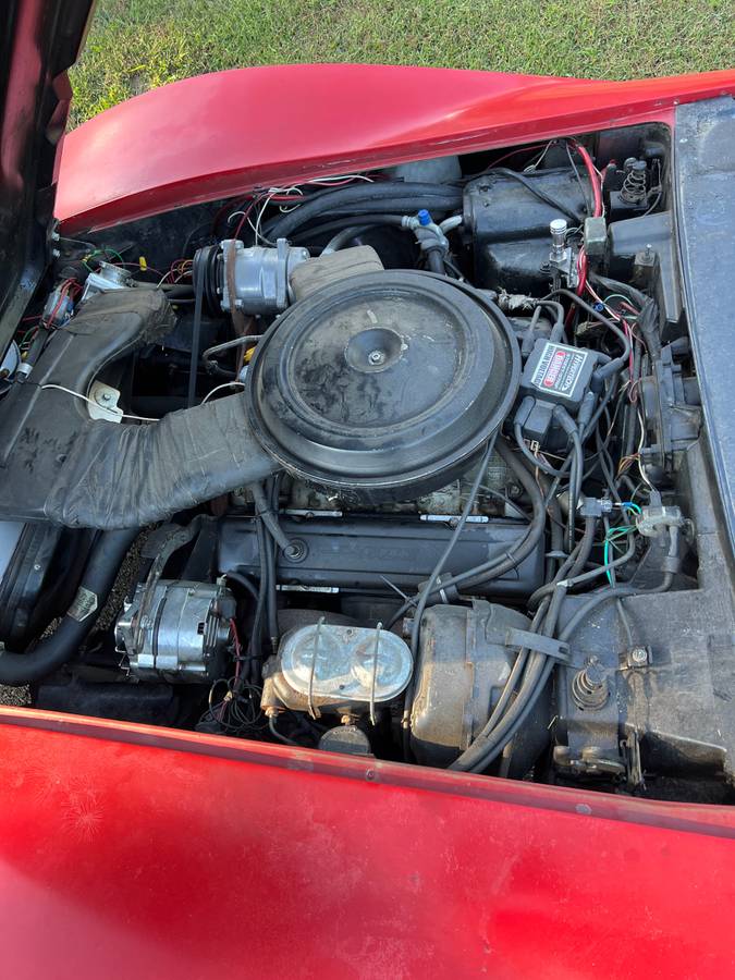 Chevrolet-corvette-stingray-1980-red-14