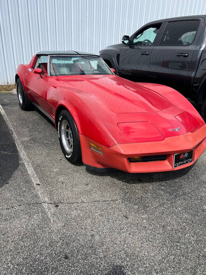Chevrolet-corvette-stingray-1980-red-16