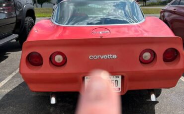 Chevrolet-corvette-stingray-1980-red-18