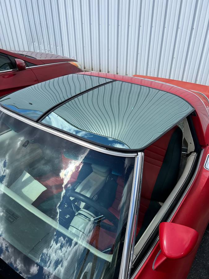Chevrolet-corvette-stingray-1980-red-23