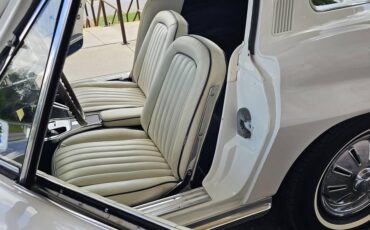 Chevrolet-corvette-stingray-coupe-1964-white-7