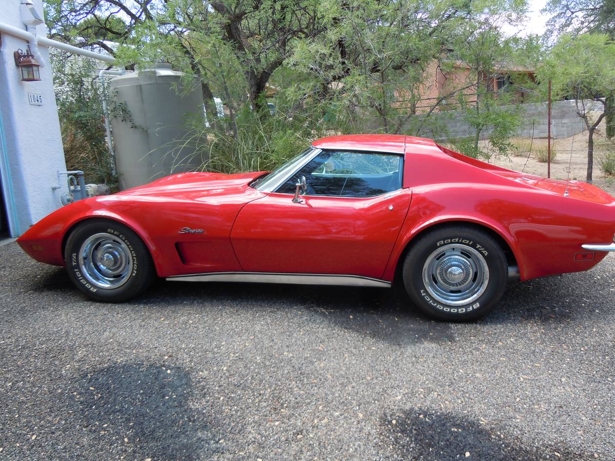 Chevrolet-corvette-stingray-gas-1973-red-2