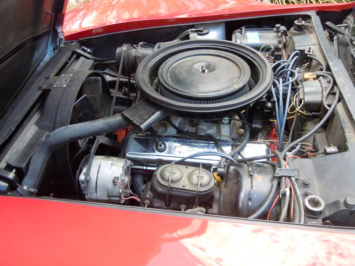 Chevrolet-corvette-stingray-gas-1973-red-21