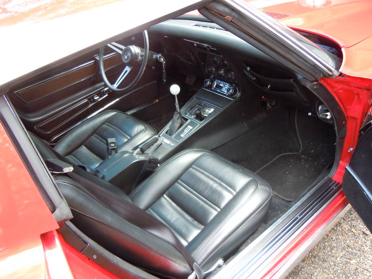 Chevrolet-corvette-stingray-gas-1973-red-7