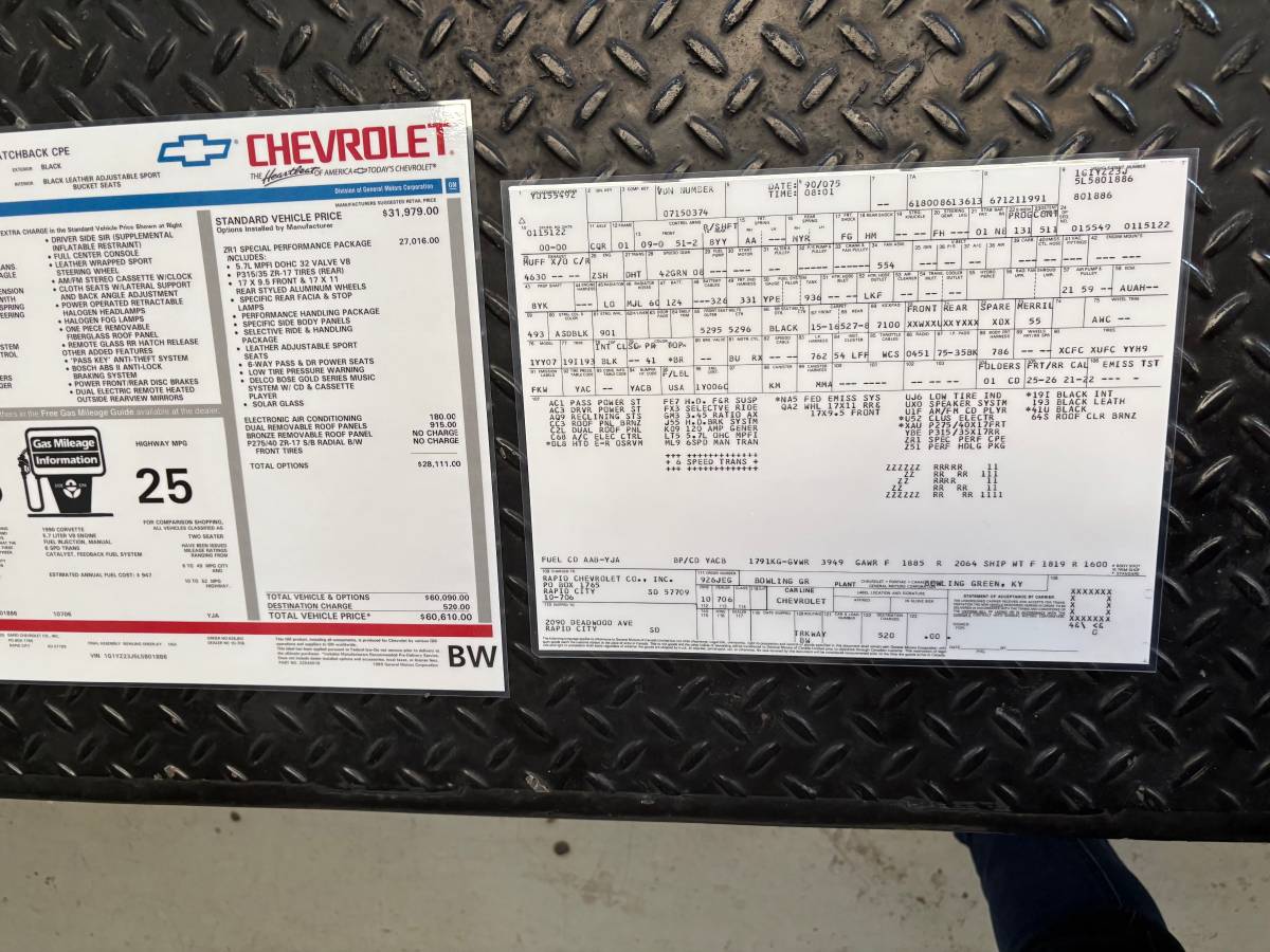 Chevrolet-corvette-zr1-1990-11