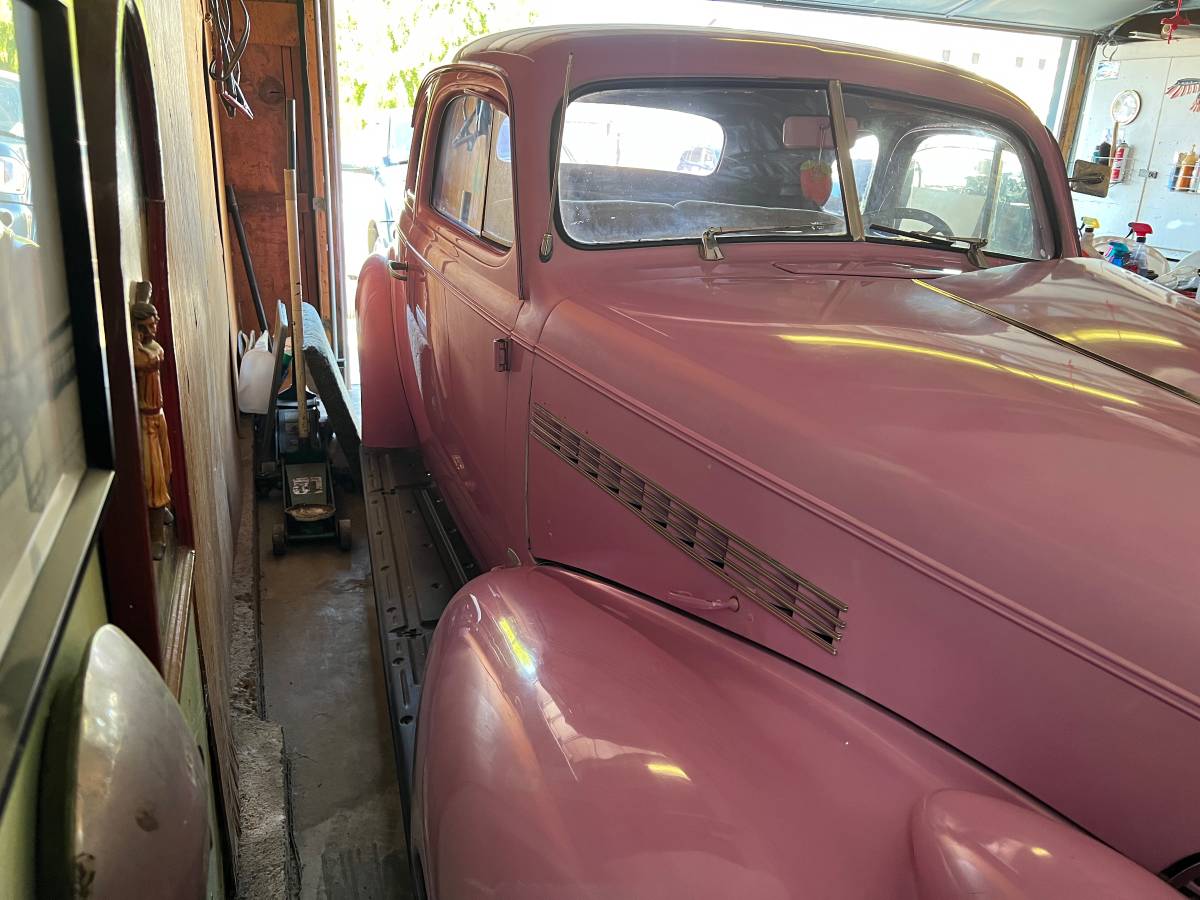 Chevrolet-coupe-1939-custom-2