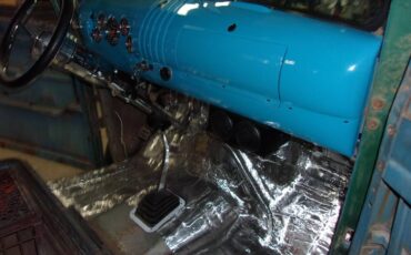 Chevrolet-custom-12-ton-pickup-1946-custom-15