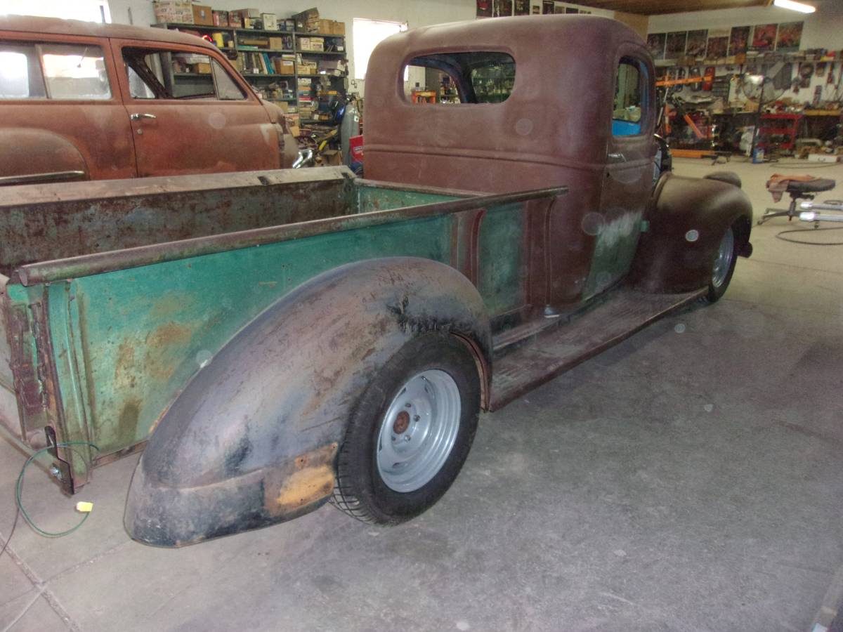 Chevrolet-custom-12-ton-pickup-1946-custom-3