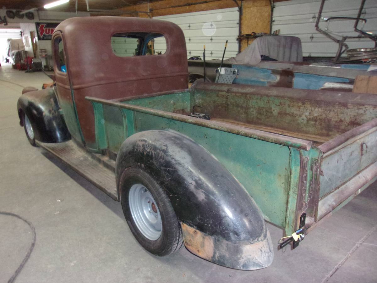Chevrolet-custom-12-ton-pickup-1946-custom-9