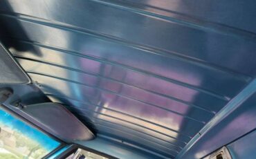 Chevrolet-custom-camper20-1970-blue-17
