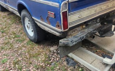 Chevrolet-custom-camper20-1970-blue-5