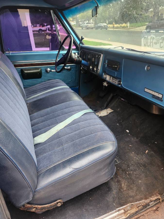 Chevrolet-custom-camper20-1970-blue-8