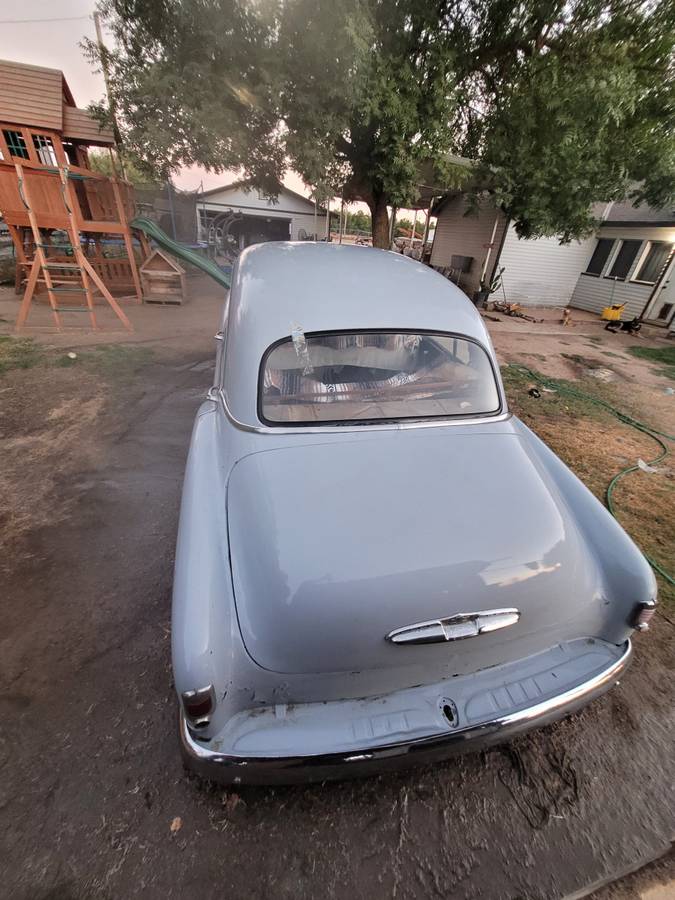 Chevrolet-delux-1951-3